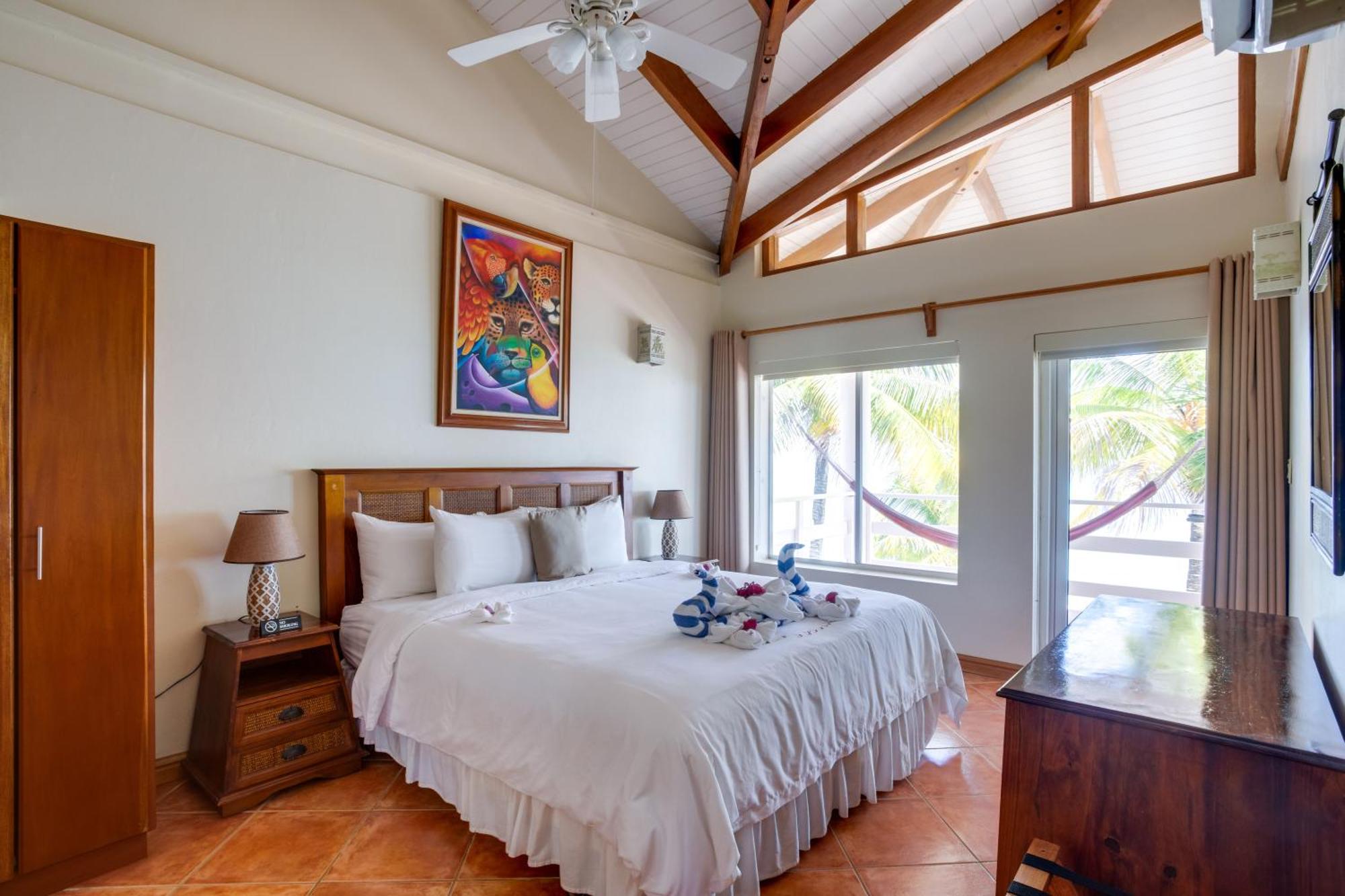 Laru Beya Resort Placencia Eksteriør billede