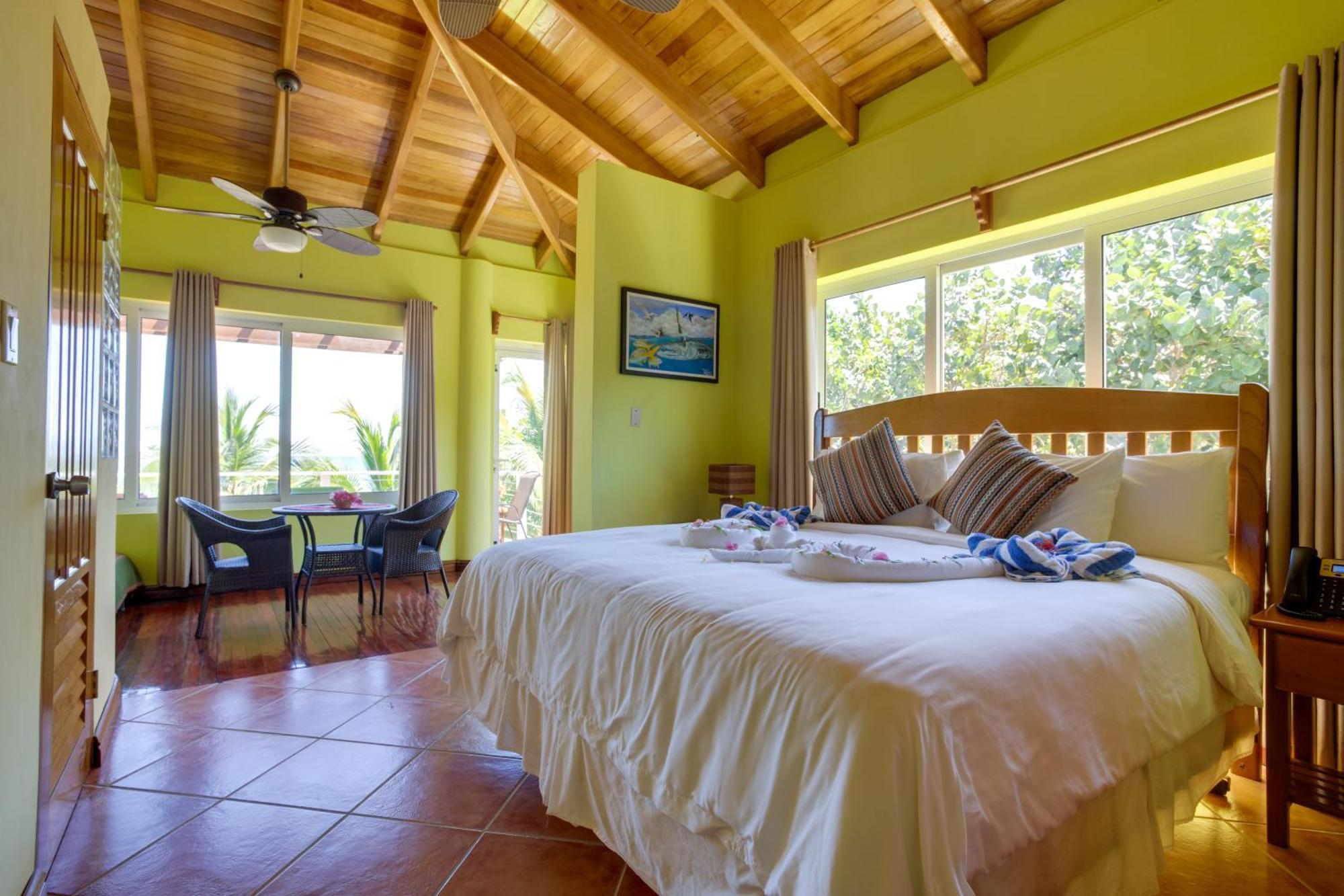 Laru Beya Resort Placencia Eksteriør billede